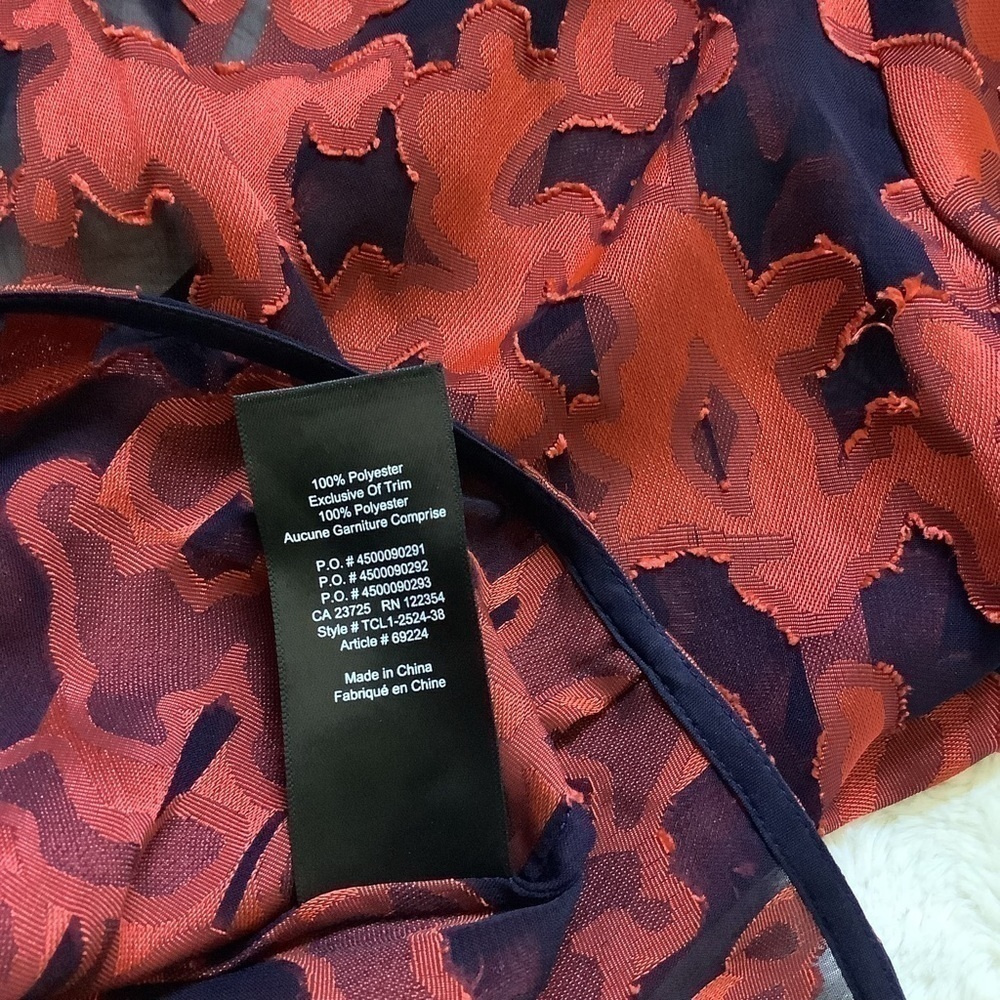 babaton Semi Sheer Coral Pattern Top Size Small - Picture 5 of 7